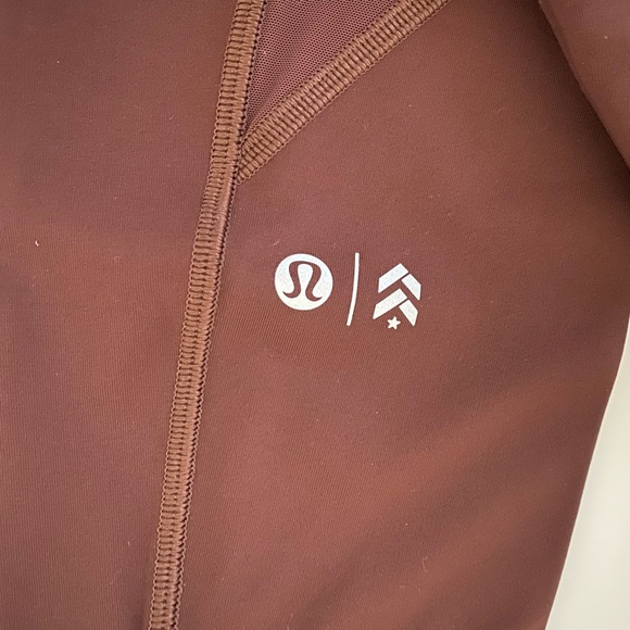 Lululemon burgundy leggings - Picture 4 of 5